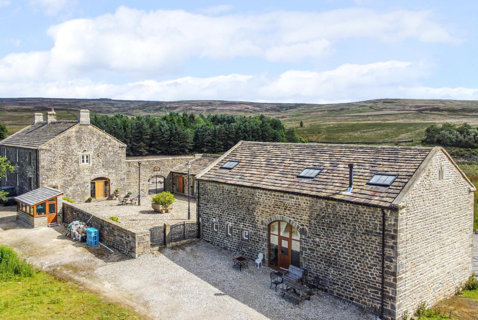 Snave Barn Villa Skipton Exterior photo